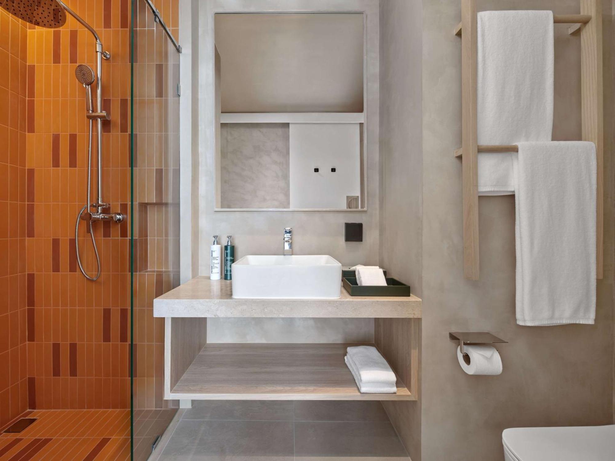 Hilton Garden Inn ラヨーン エクステリア 写真