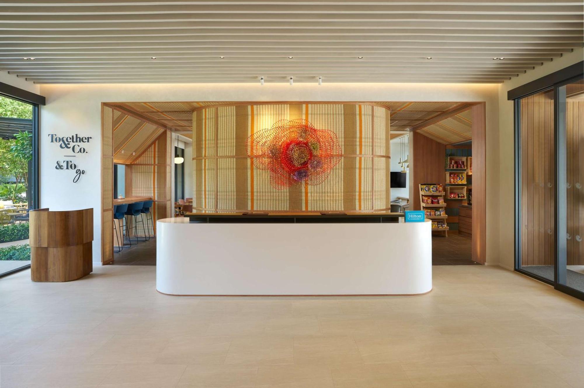 Hilton Garden Inn ラヨーン エクステリア 写真