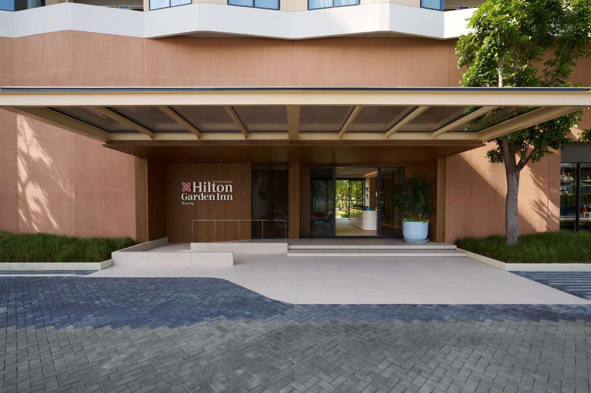 Hilton Garden Inn ラヨーン エクステリア 写真